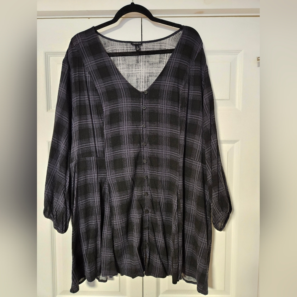 Torrid Fit And Flare Rayon Slub Button Up Top